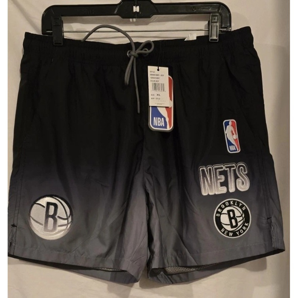PRO STANDARD BROOKLYN NETS LOGO BLACK MENS SHORTS  Xl ‎ NWT